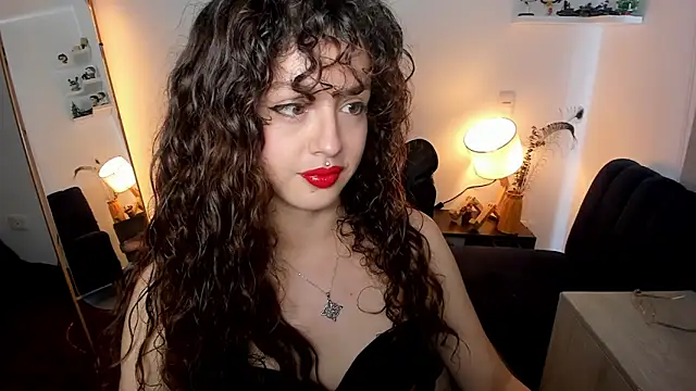 Cassandra Caiin online show from 05/22/26, 09:09