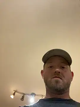 smokeymt420 online show from 03/23/25, 04:16