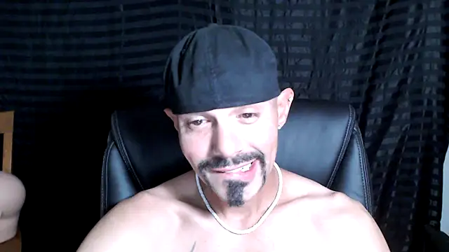 ThickD2C online show from 02/15/25, 05:39