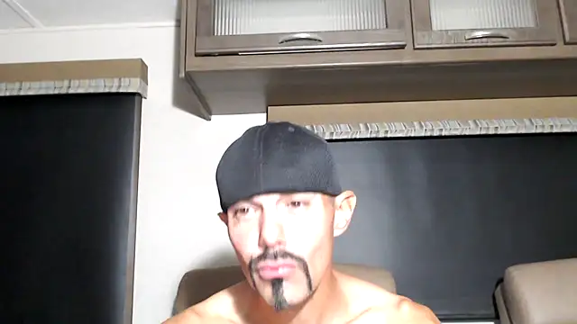 Snapshot of ThickD2C chatting on 02/21/26, 07:26 ThickD2C online show from 02/21/26, 07:26