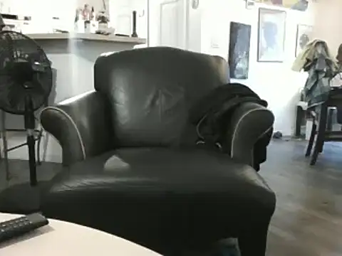 Snapshot of Yankeedave420 chatting on 02/17/25, 10:03 Yankeedave420 online show from 02/17/25, 10:03