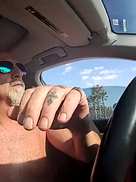 Snapshot of Yankeedave420 chatting on 03/03/25, 09:26 Yankeedave420 online show from 03/03/25, 09:26