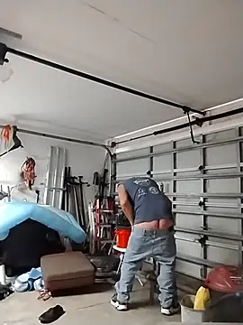 Snapshot of Yankeedave420 chatting on 09/22/25, 01:35 Yankeedave420 online show from 09/22/25, 01:35