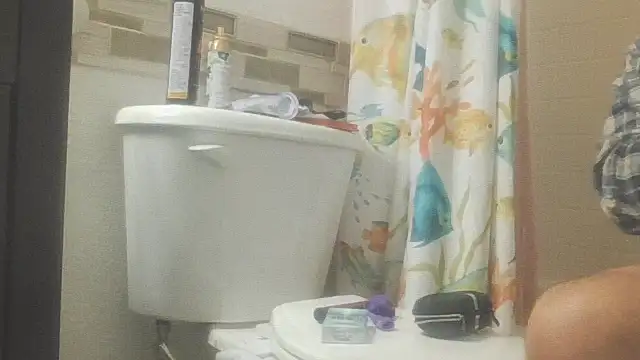 Snapshot of Yankeedave420 chatting on 10/13/25, 06:08 Yankeedave420 online show from 10/13/25, 06:08