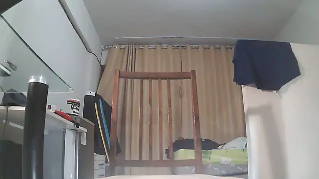 chicoguapo8 online show from 05/06/26, 03:02