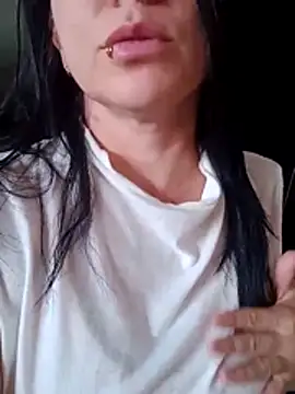 alexa milsf online show from 12/25/24, 03:38