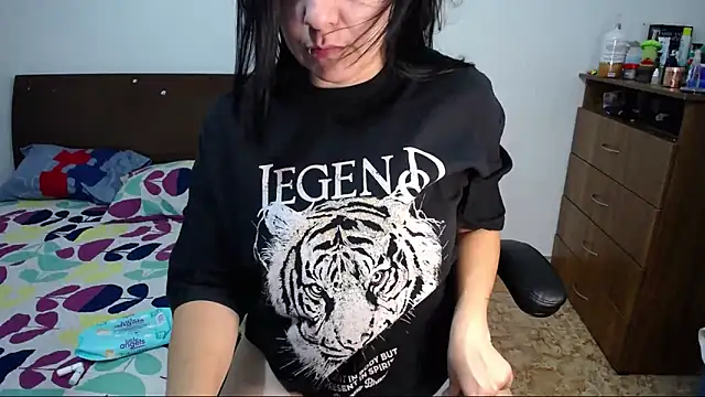 alexa milsf online show from 03/16/25, 03:47