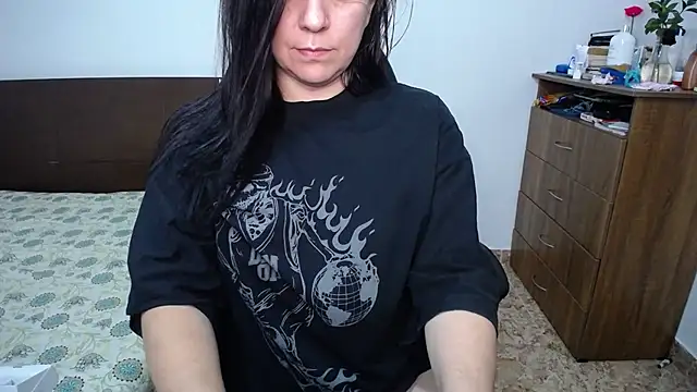 alexa milsf online show from 10/06/25, 12:41