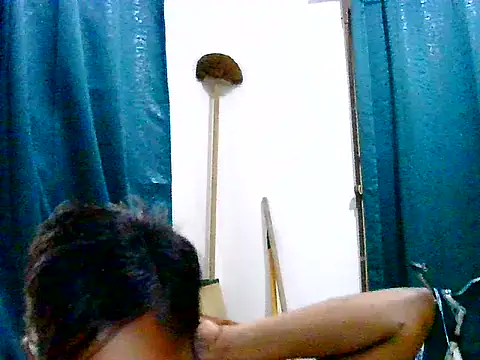 Ansh1307 online show from 04/16/26, 09:39