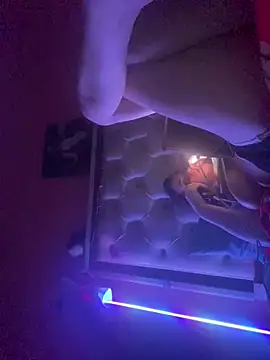 Flossy Vettie online show from 03/10/25, 04:57