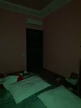 Flossy Vettie online show from 04/03/26, 03:26