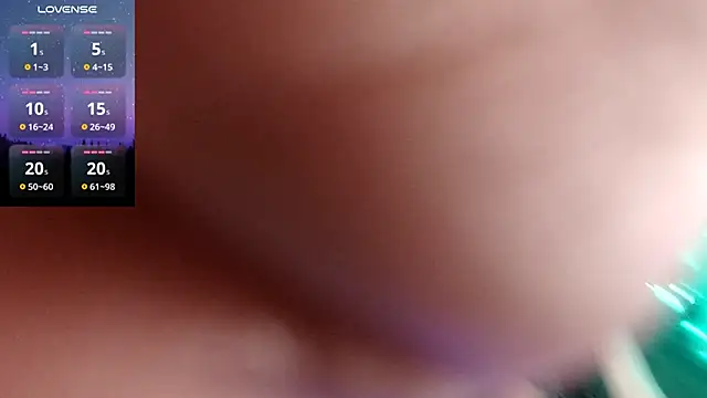 britteebee online show from 12/30/24, 10:21