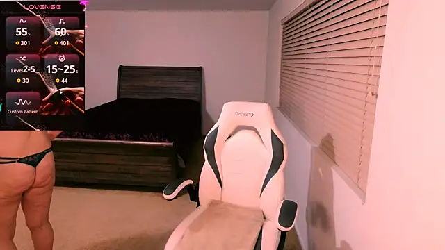 britteebee online show from 04/01/26, 04:46