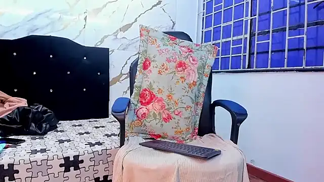 Lu doll online show from 09/19/25, 04:36