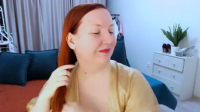 GoddessLara online show from 09/15/25, 10:10