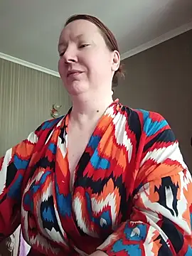Snapshot of GoddessLara chatting on 06/12/26, 01:37 GoddessLara online show from 06/12/26, 01:37