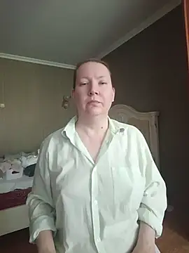 Snapshot of GoddessLara chatting on 06/30/26, 02:12 GoddessLara online show from 06/30/26, 02:12