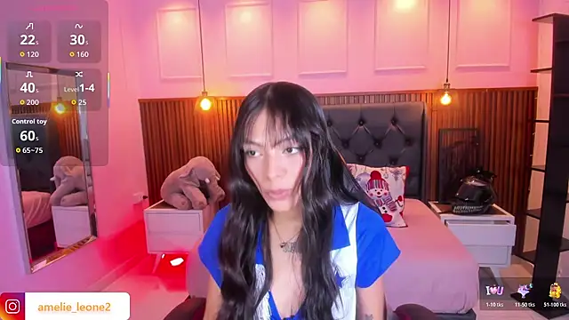 AMELIELEONE online show from 11/15/25, 12:34