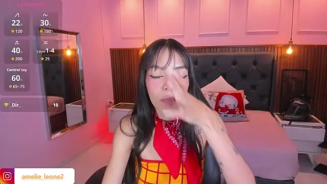 AMELIELEONE online show from 11/26/25, 12:28