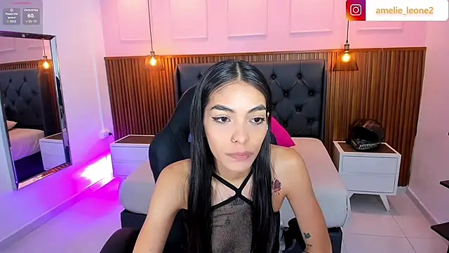 Snapshot of AMELIELEONE chatting on 07/02/26, 12:33 AMELIELEONE online show from 07/02/26, 12:33