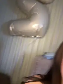 Snapshot of Lisaaan chatting on 01/09/25, 09:27 Lisaaan online show from 01/09/25, 09:27