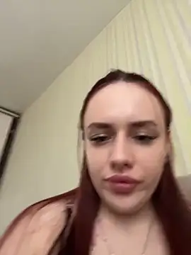 Lisaaan online show from 02/27/26, 07:52