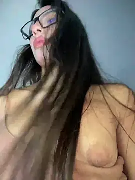 DulceLenns online show from 03/17/25, 06:53