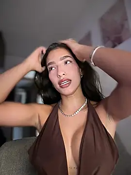 DulceLenns online show from 04/14/26, 06:25