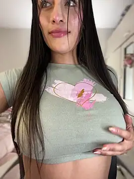 Emmily 19 online show from 02/12/26, 11:00