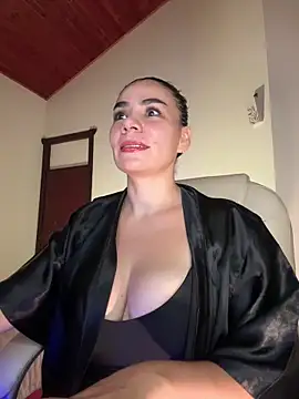 MeganDupont online show from 12/30/24, 11:06