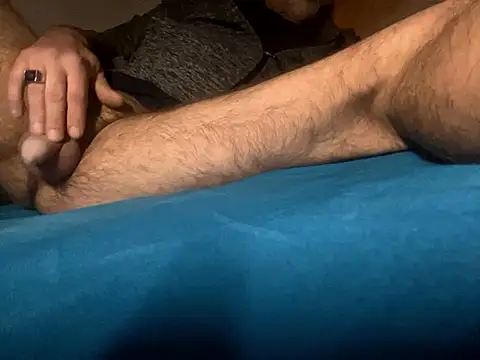 translove online show from 10/22/25, 03:18