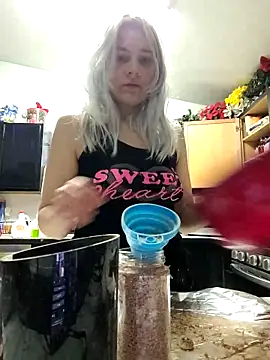 ScarletCallings420 online show from 01/06/25, 12:27