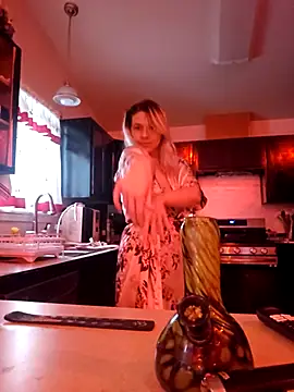 ScarletCallings420 online show from 04/06/26, 04:46