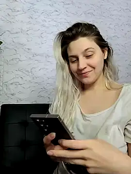 ScarletCallings420 online show from 04/11/26, 01:54