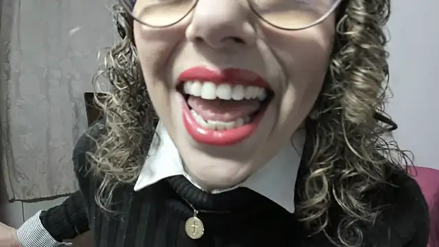 Snapshot of taylorhot70 chatting on 02/05/25, 01:37 taylorhot70 online show from 02/05/25, 01:37