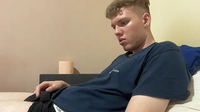 sexybooii6968 online show from 09/13/25, 08:52