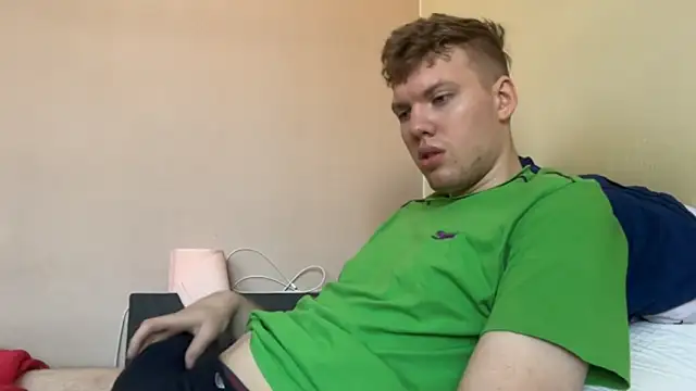 sexybooii6968 online show from 09/17/25, 09:22