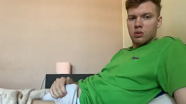 sexybooii6968 online show from 09/18/25, 09:00