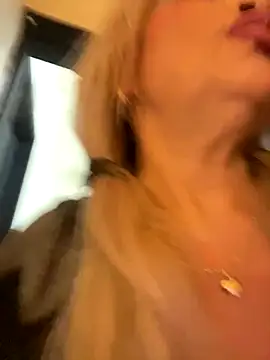 scarlett sexx69 online show from 09/25/25, 06:55