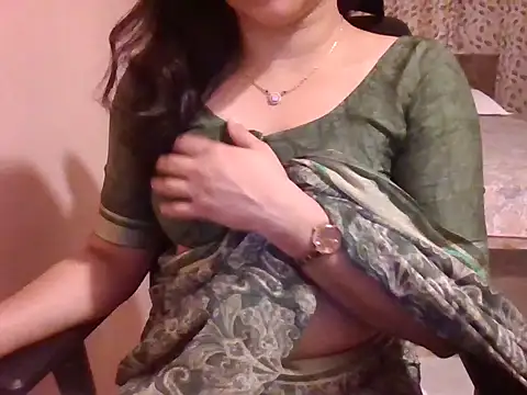 Pinky 4 online show from 01/17/26, 02:44