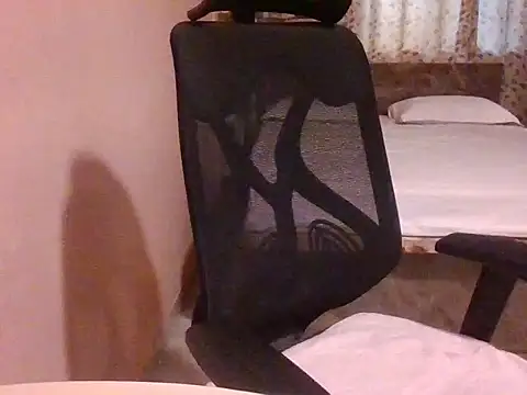 Pinky 4 online show from 02/24/26, 10:46