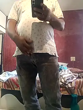 Snapshot of hornydick4you chatting on 12/17/24, 06:56 hornydick4you online show from 12/17/24, 06:56