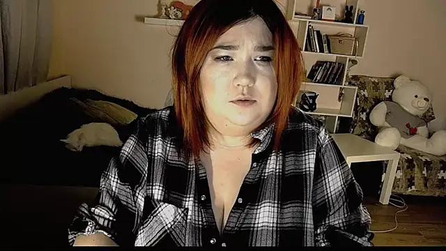 Snapshot of Vi-Vixen chatting on 01/10/25, 09:42 Vi-Vixen online show from 01/10/25, 09:42