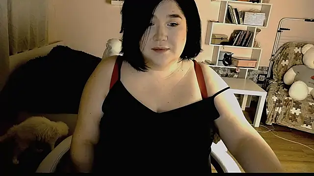 Snapshot of Vi-Vixen chatting on 02/18/25, 02:16 Vi-Vixen online show from 02/18/25, 02:16