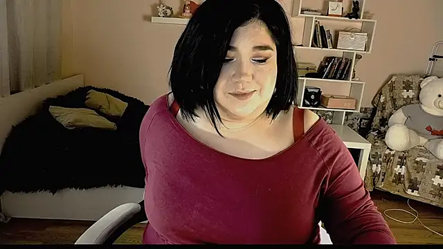 Snapshot of Vi-Vixen chatting on 03/08/25, 08:00 Vi-Vixen online show from 03/08/25, 08:00