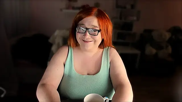 Snapshot of Vi-Vixen chatting on 01/06/26, 08:23 Vi-Vixen online show from 01/06/26, 08:23