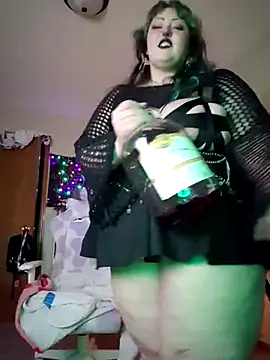 Snapshot of Cutegothcrybabyx chatting on 02/22/25, 03:12 Cutegothcrybabyx online show from 02/22/25, 03:12