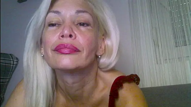Snapshot of EvaaMina chatting on 07/07/26, 06:47 EvaaMina online show from 07/07/26, 06:47