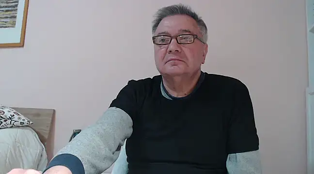 YOU6me online show from 02/02/25, 03:07