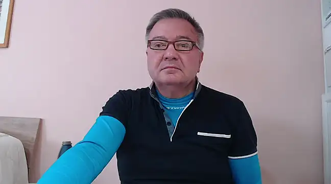 YOU6me online show from 02/05/25, 10:30